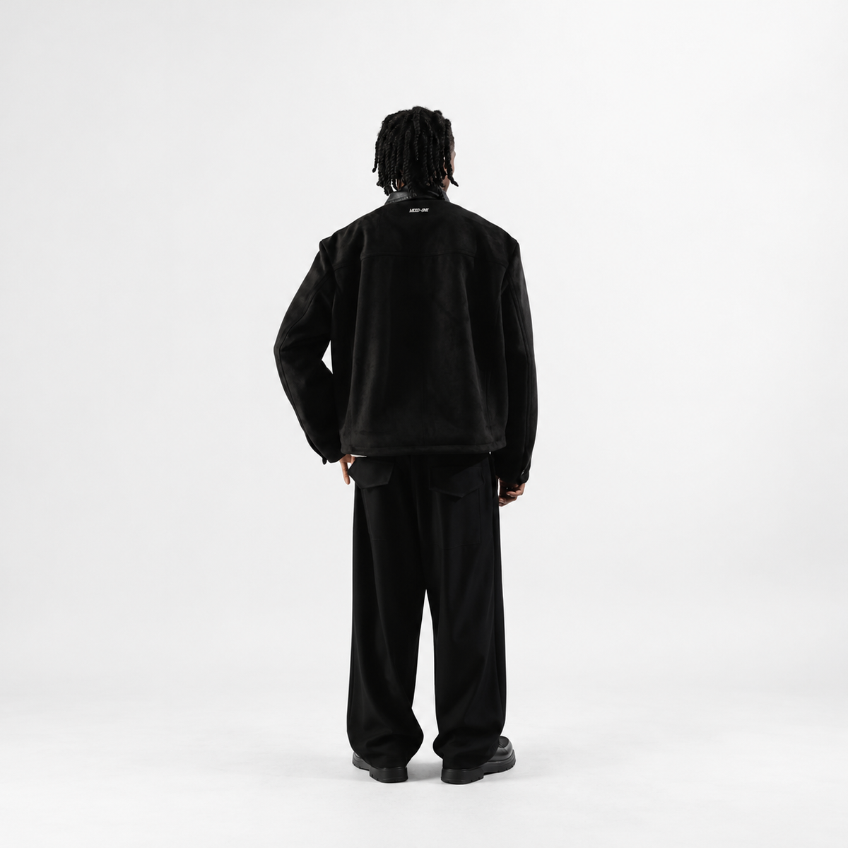 Mood-One Clasp Jacket Black